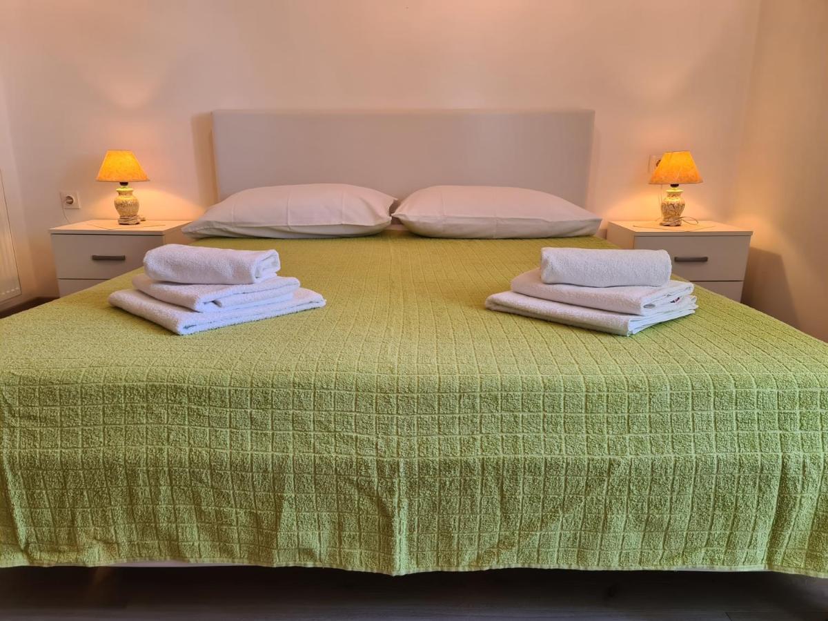 Apartment Cutul Salatić Kültér fotó